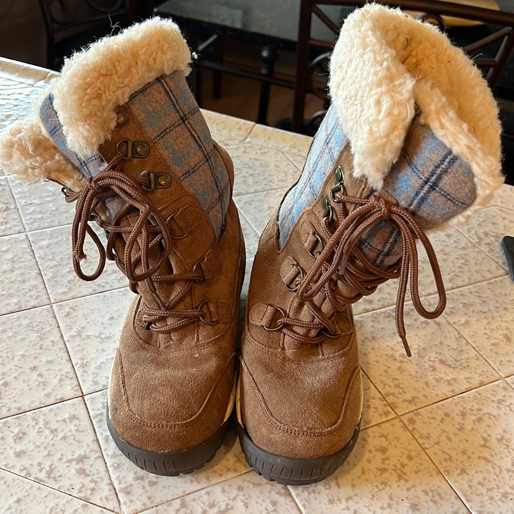 Bear paw winter boots.